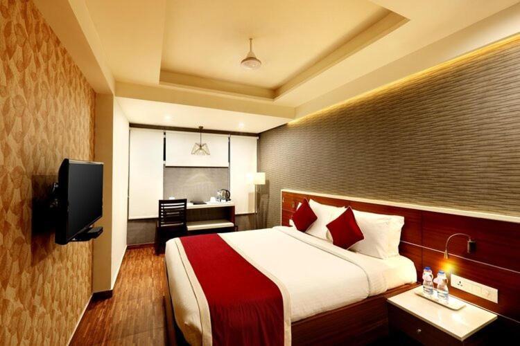 Icon Business Hotel By Bhagini Bangalore Luaran gambar