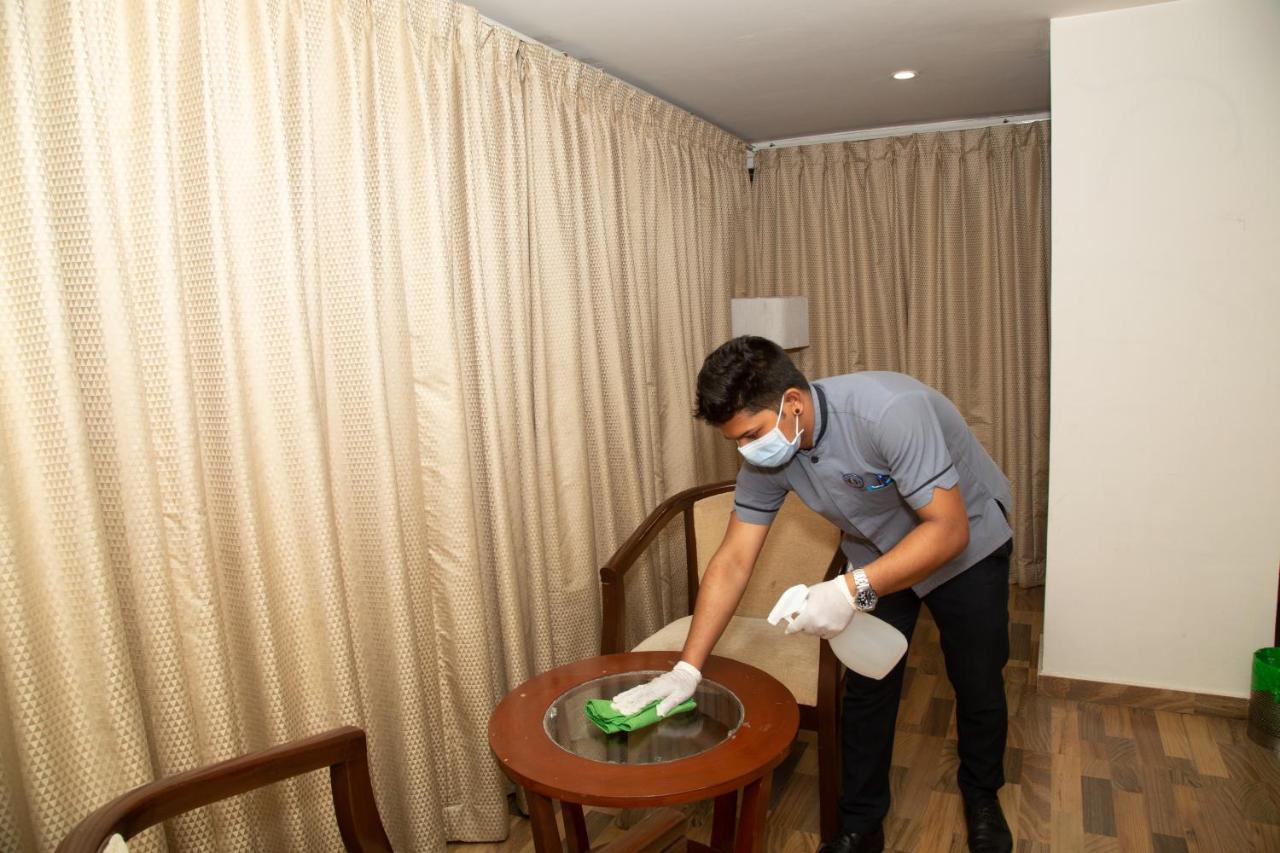 Icon Business Hotel By Bhagini Bangalore Luaran gambar