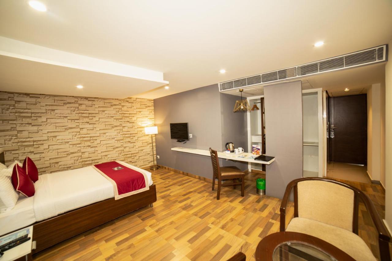Icon Business Hotel By Bhagini Bangalore Luaran gambar